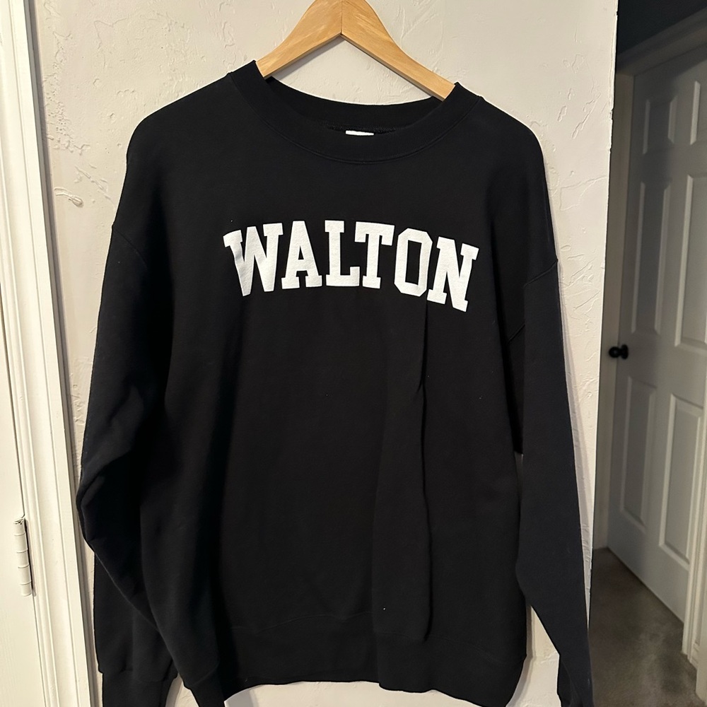 University of Arkansas Business School “Walton” Black Crewneck Sweatshirt Size M